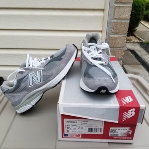 New balance sneakers